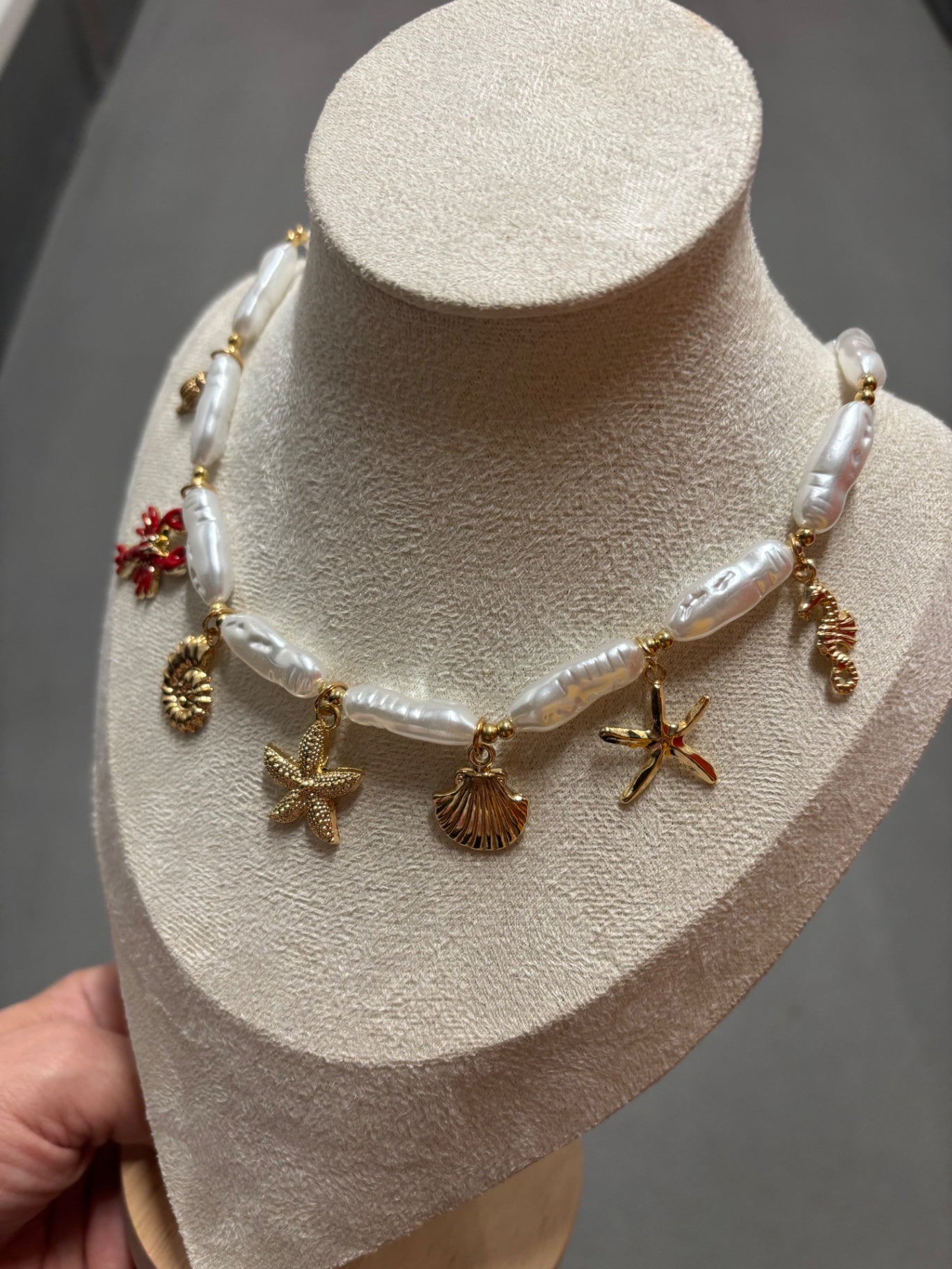 Beach babe chem necklace
