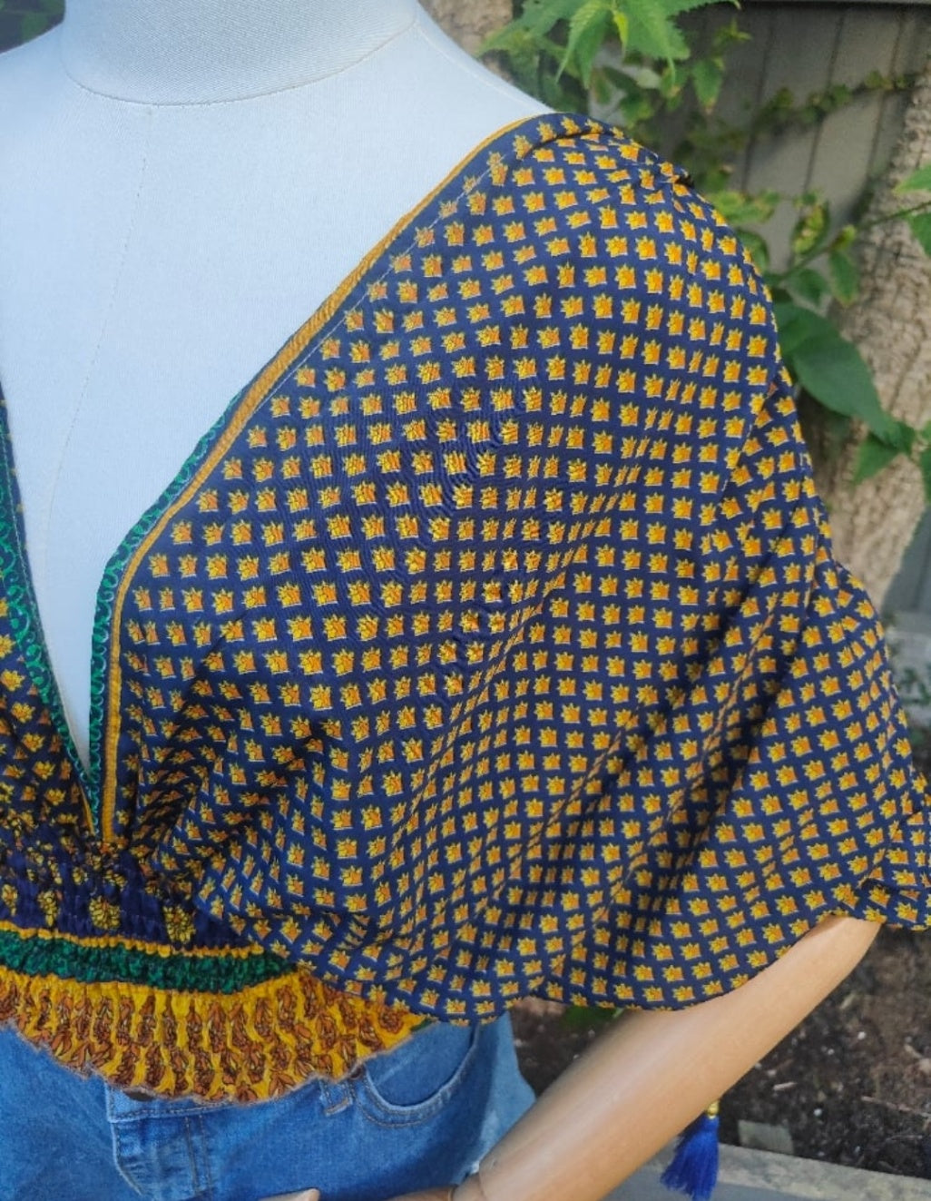 Es Cana Grecian Top - Blue/Yellow