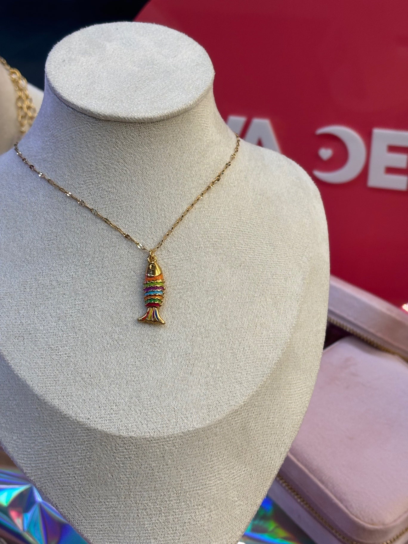 Multicoloured fish necklace