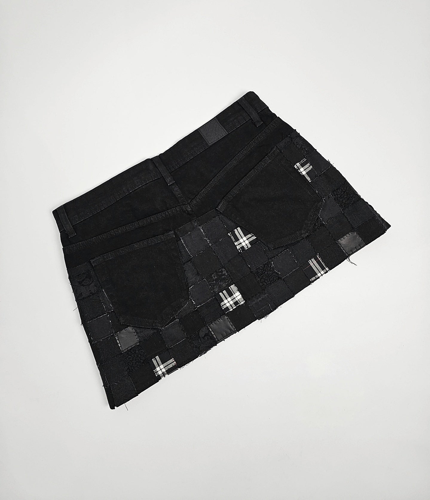 CC SQAURE PATCHWORK SKIRT (black mini)