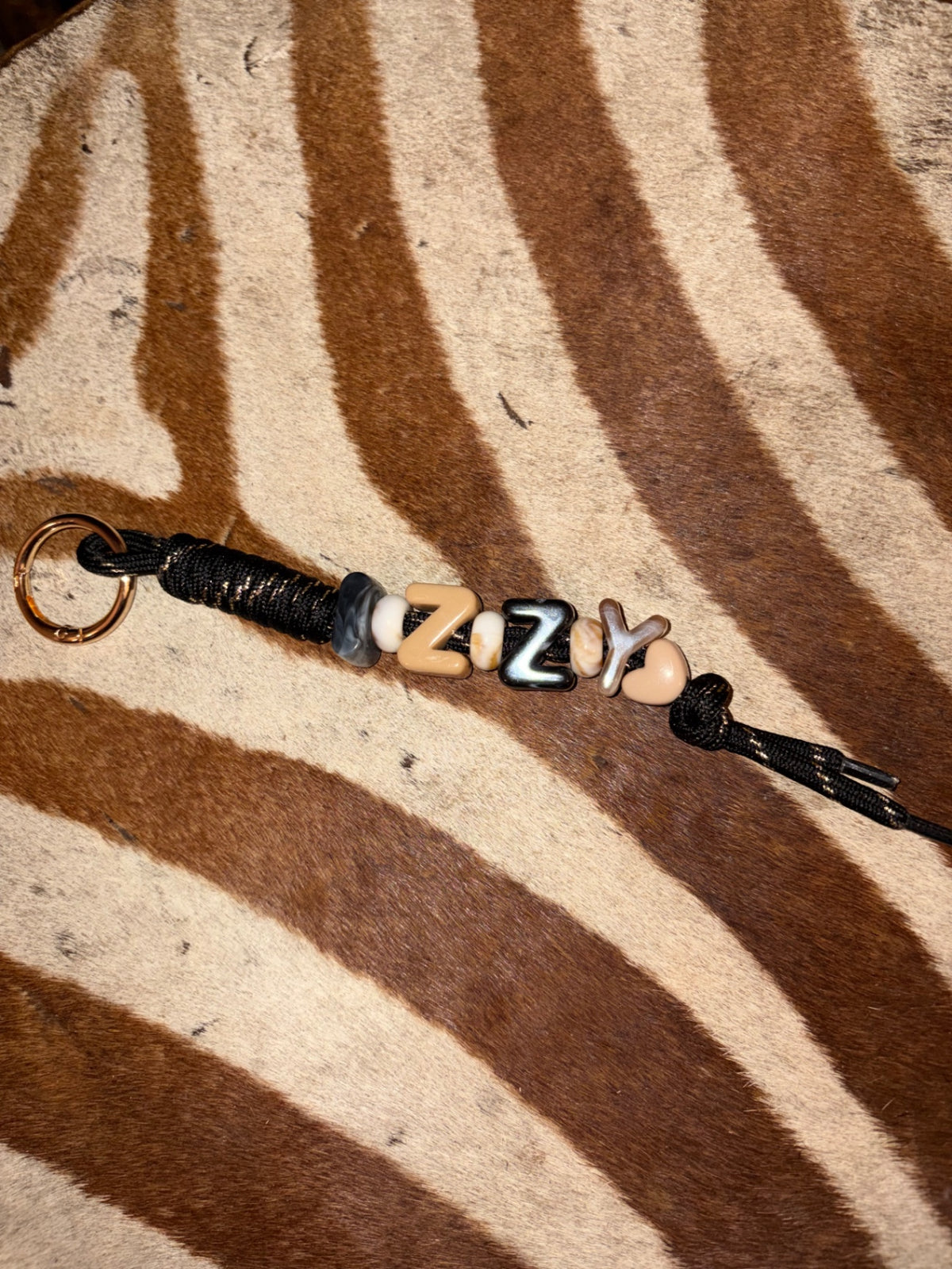 ‘Izzy’ bag charm