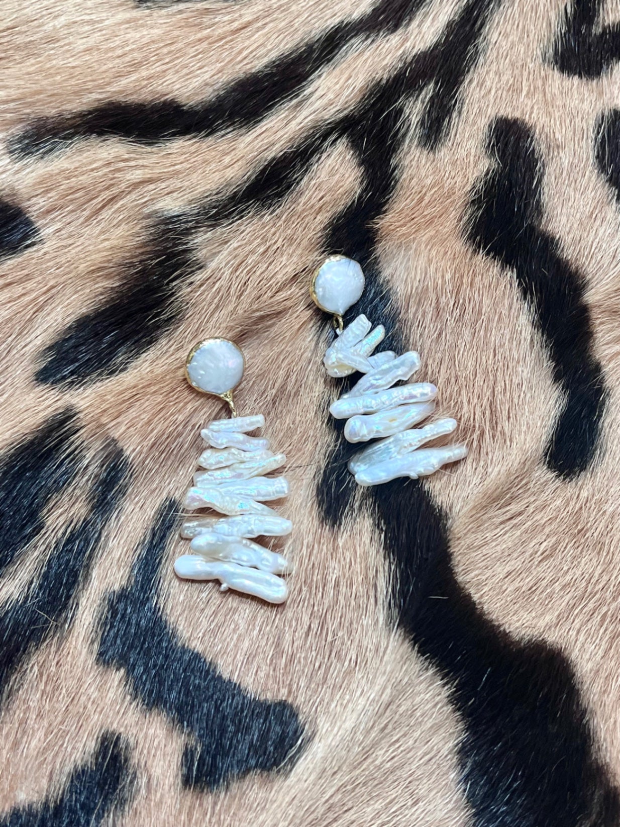 Biwa Pearl Earrings Purity & Faith