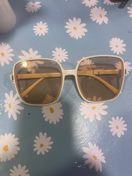 60s Sunnies Cream Tea