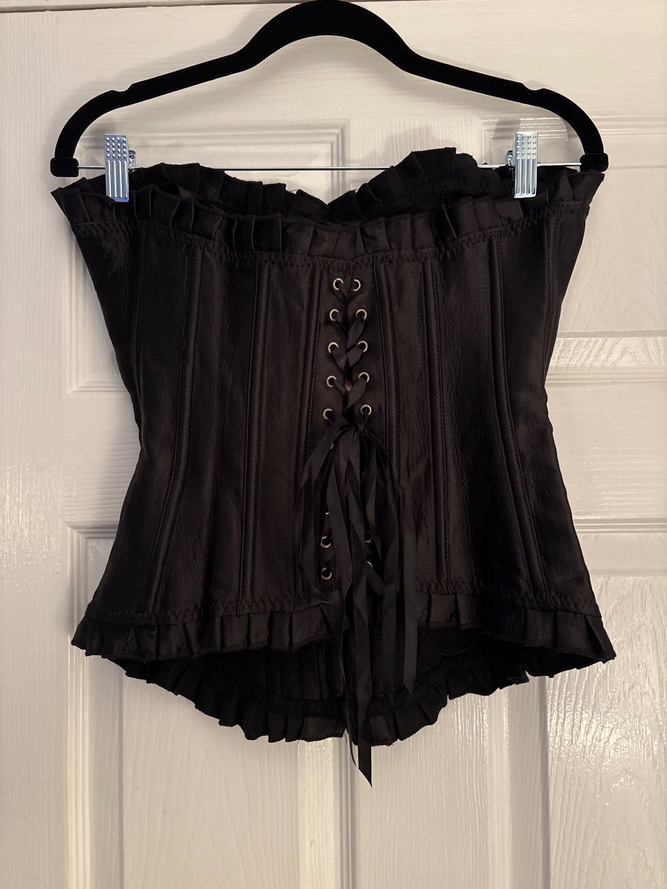 Black corset with diamantés 