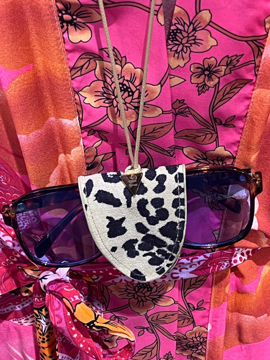 Leopard Glasses Pouch Holder