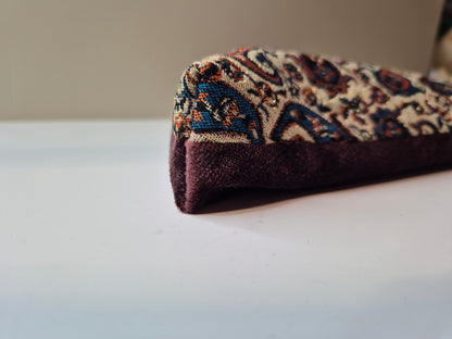Triangle paisley 