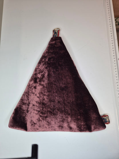 Triangle paisley 