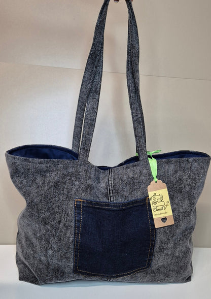 Gray tote