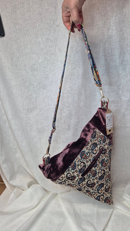 Triangle paisley 