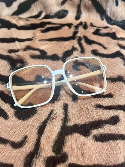 60s Sunnies Cream Tea