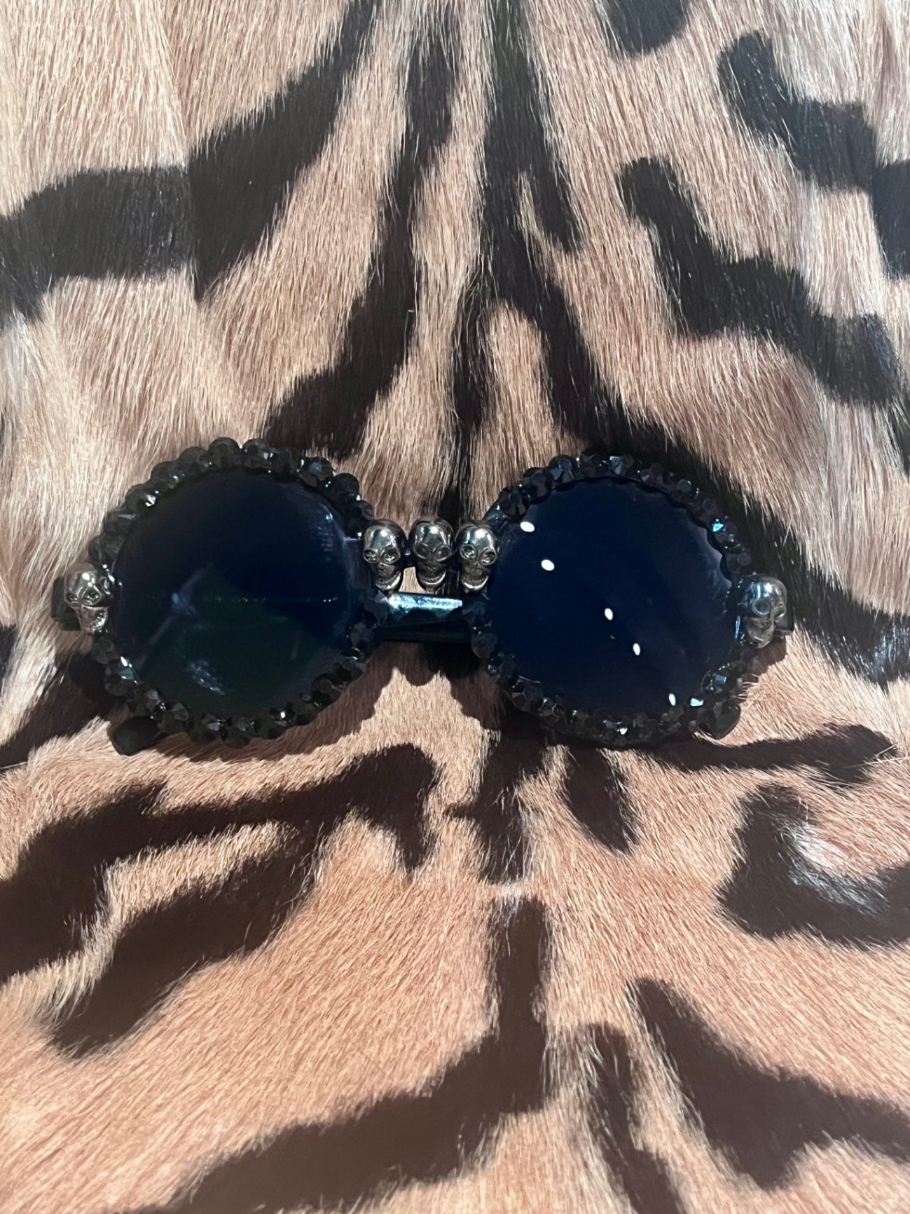 Sunnies Round Skull