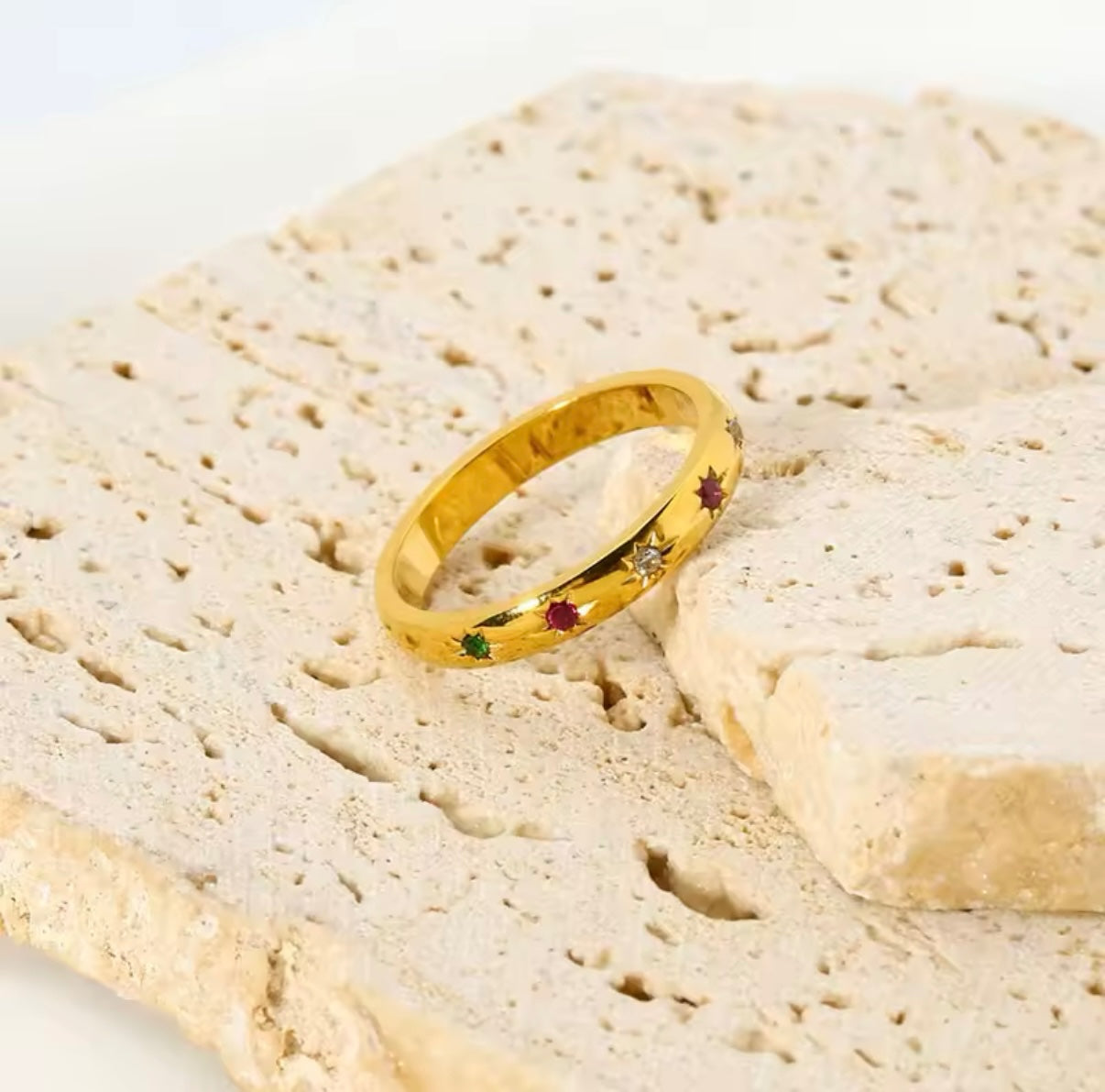 18k gold rings