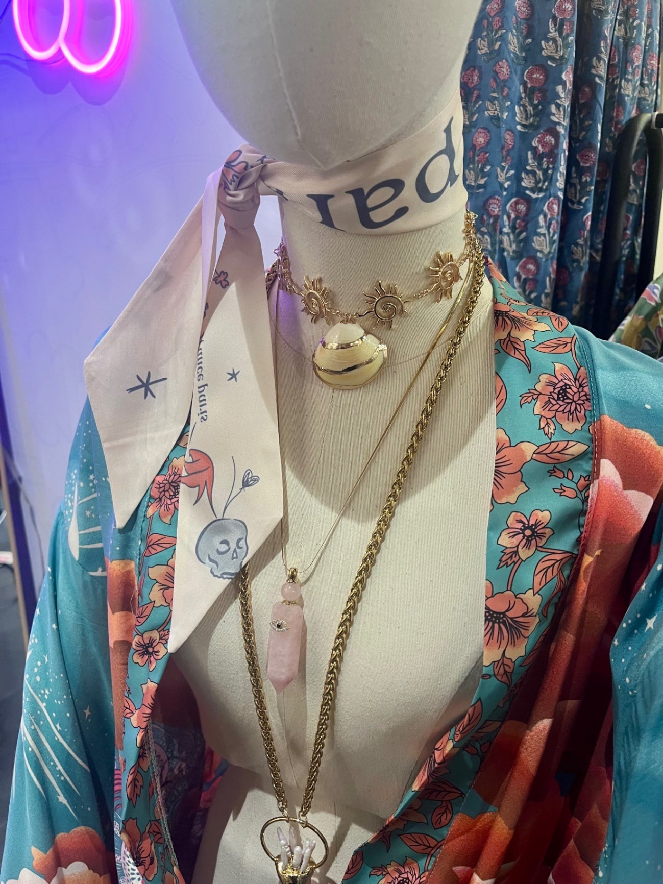 Gold Sun Shell Choker Necklace