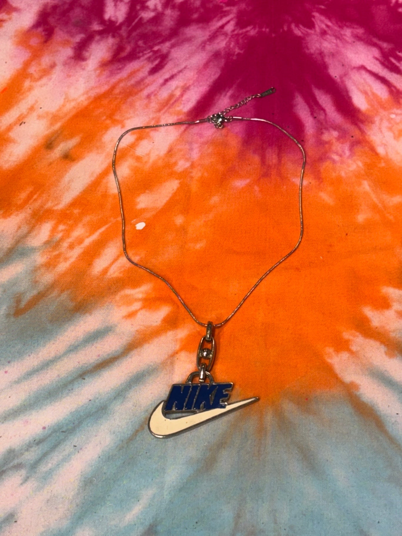 Vntg Nike necklace 