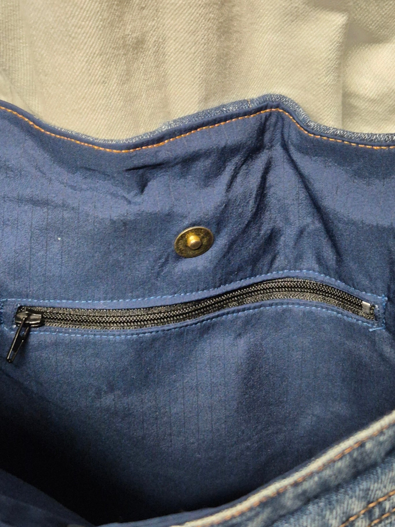 Jacket tote bag 