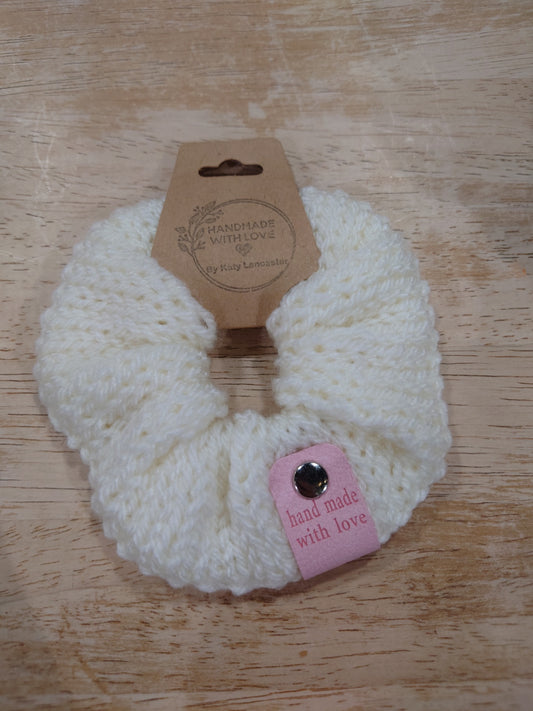 Cream scrunchie