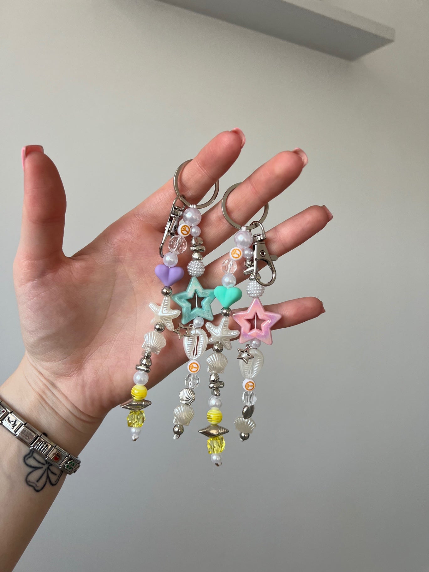 Bright Pearl keyring - silver