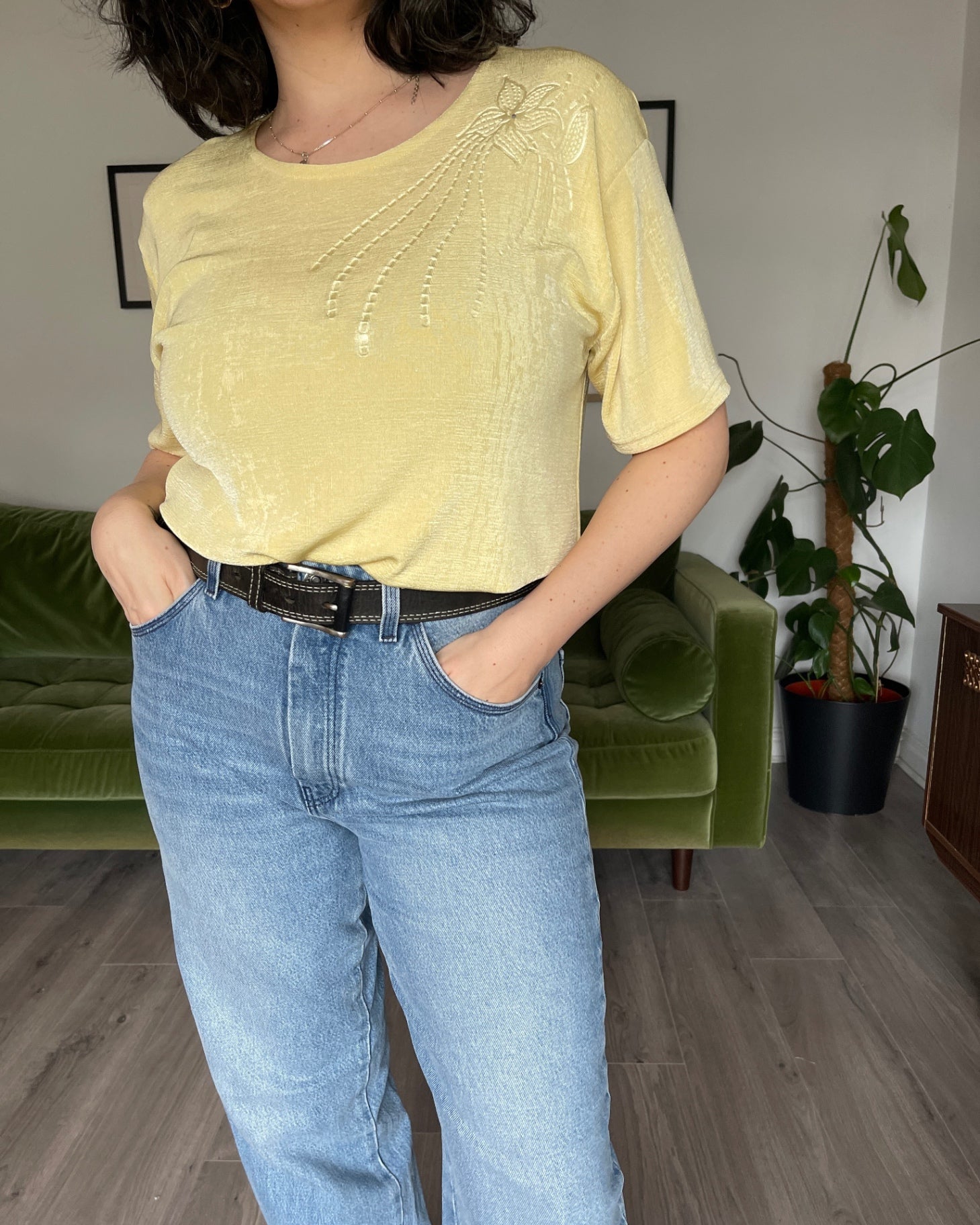 Vintage yellow top