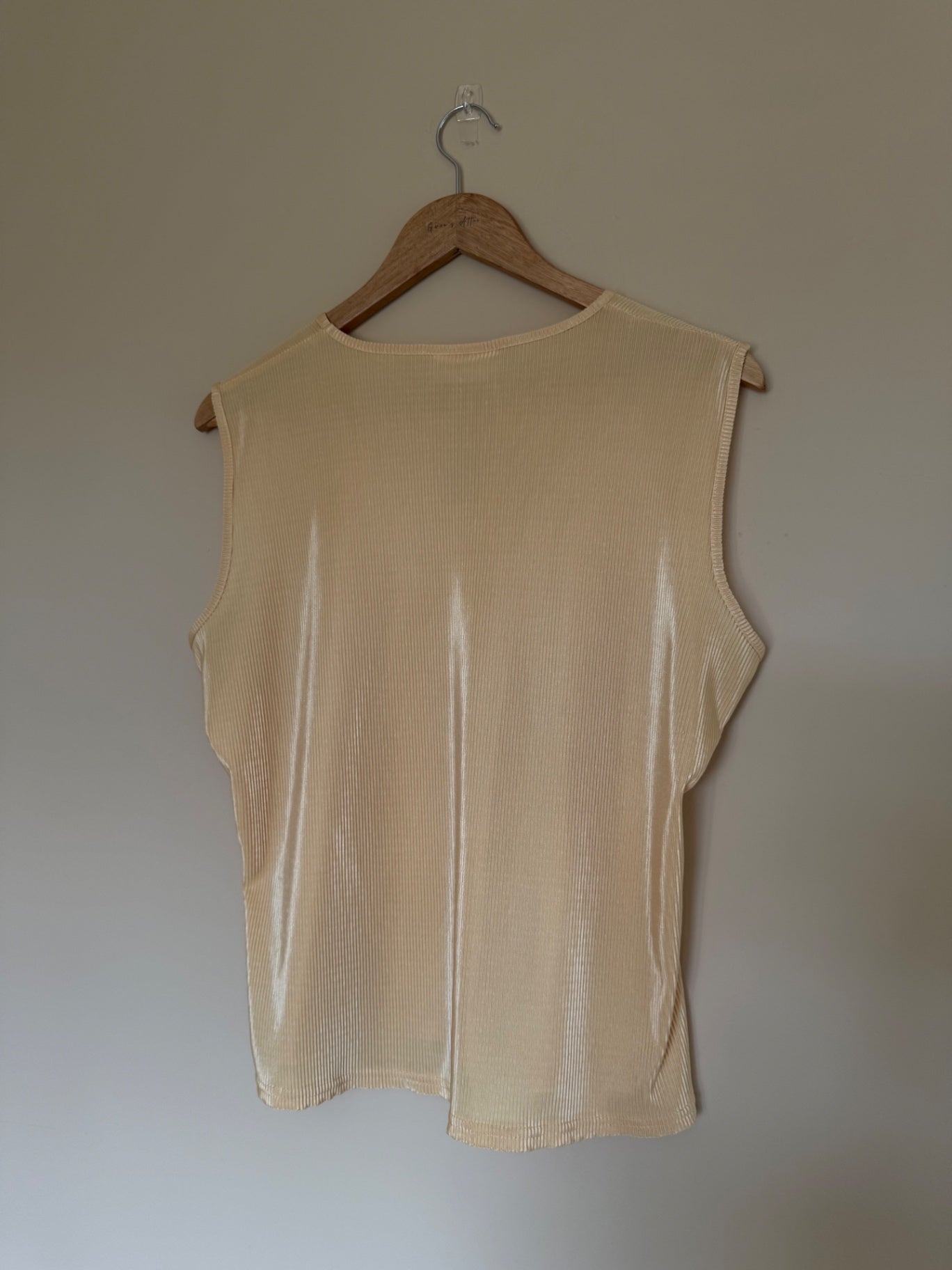 Preloved butter yellow top