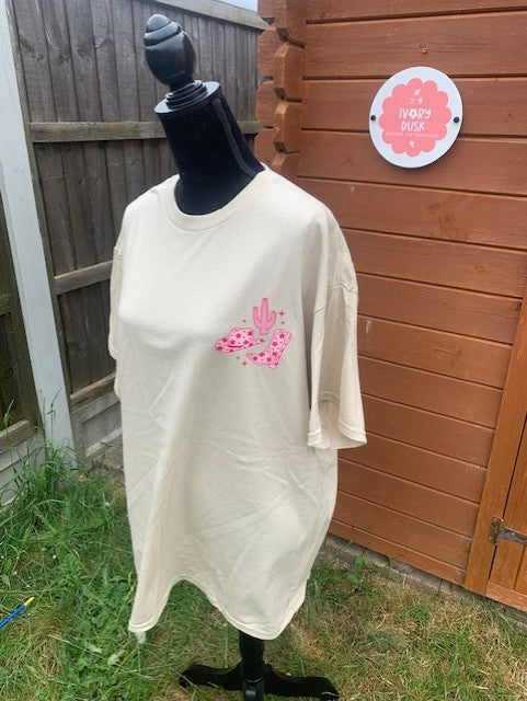 neutral cowboy tshirt size xl