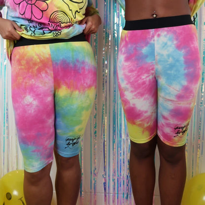 Tie dye shorts - bright 