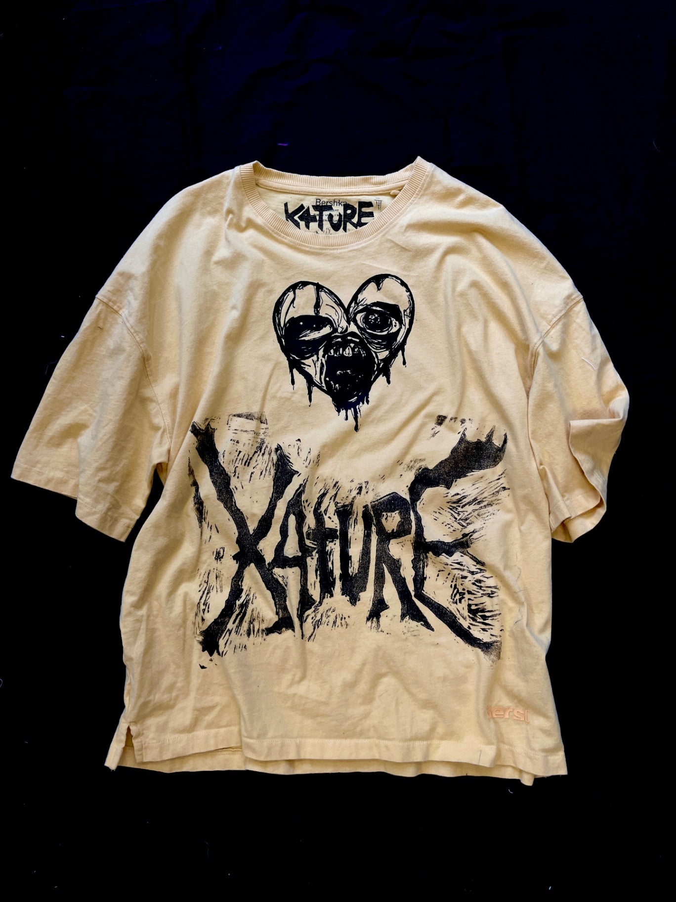 K4TURE yellow gothic text oversized tee