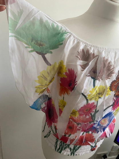One shoulder white top with flowers 