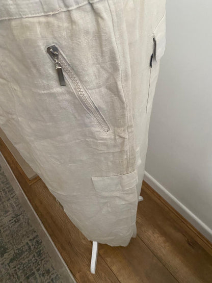 Beige cargo skirt 