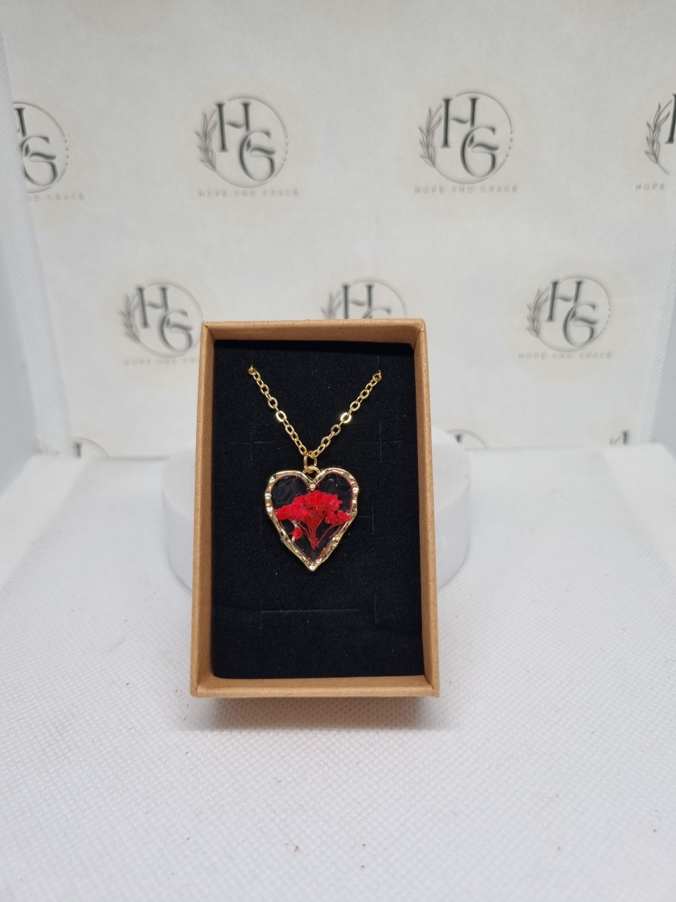 Real flower necklace