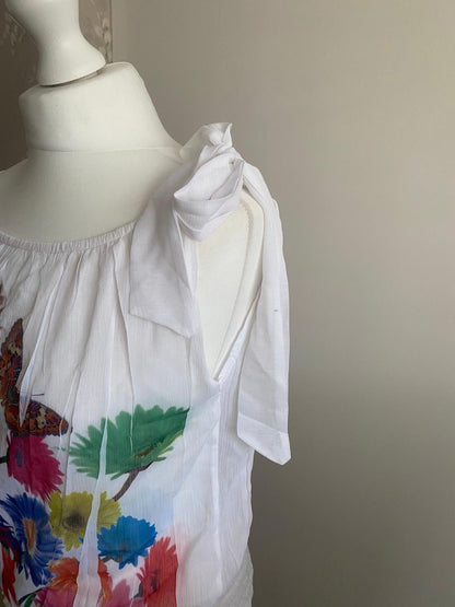 One shoulder white top with flowers 