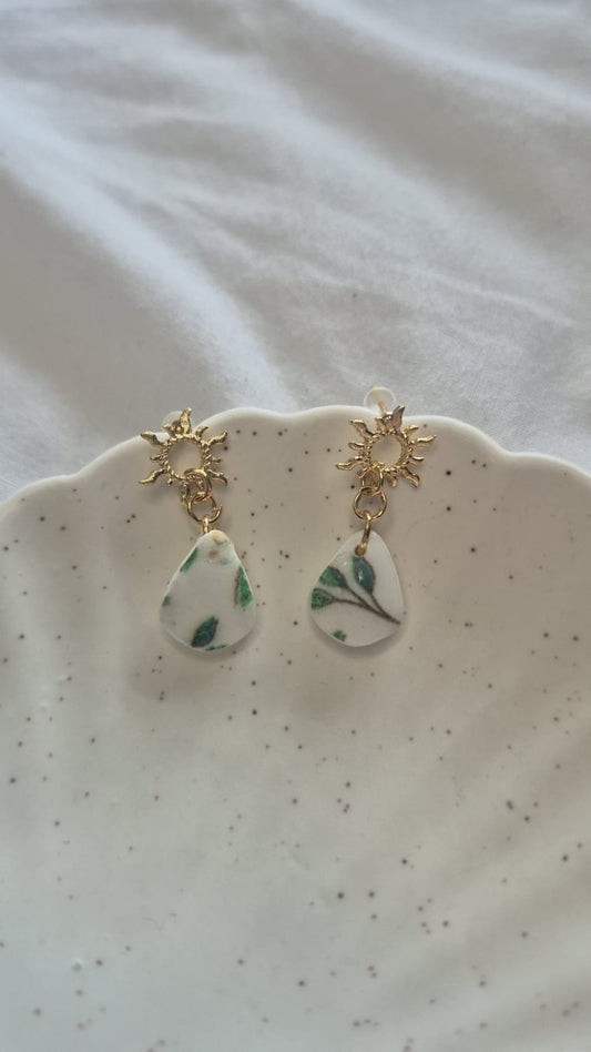 Sunburst Leaf earrings