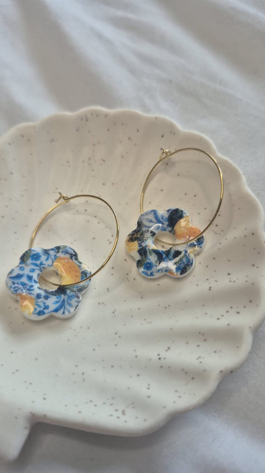 Lemon Tile Retro Flower Earrings