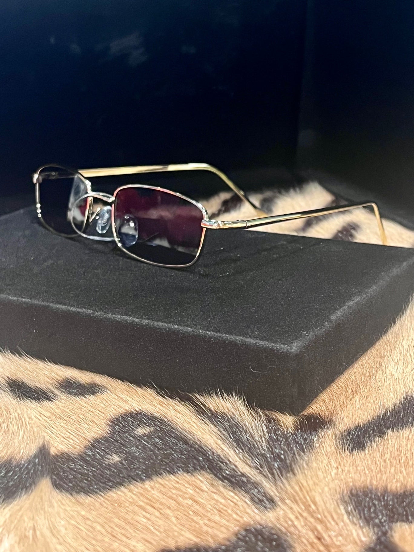 Buffy Metal Frame Sunnies Gold