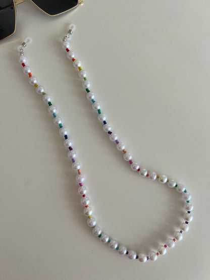 Pearl sprinkle sunglasses strap