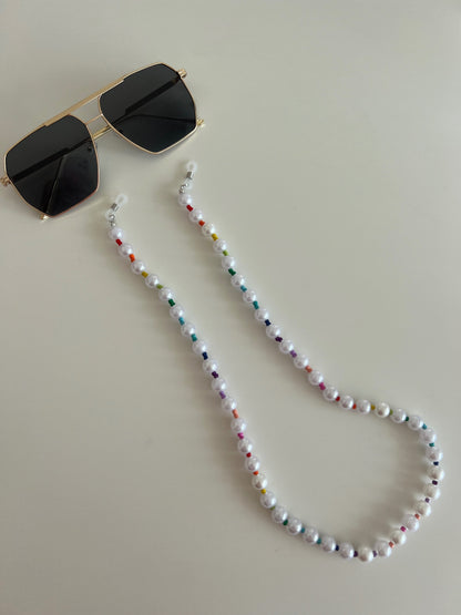 Pearl sprinkle sunglasses strap