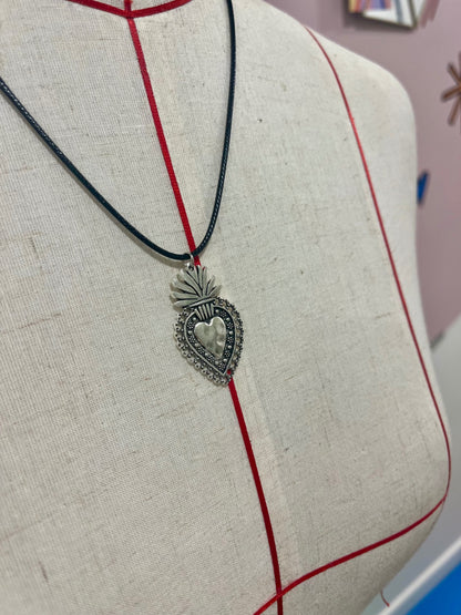 Burning Heart Pendant Necklace – Silver Noir