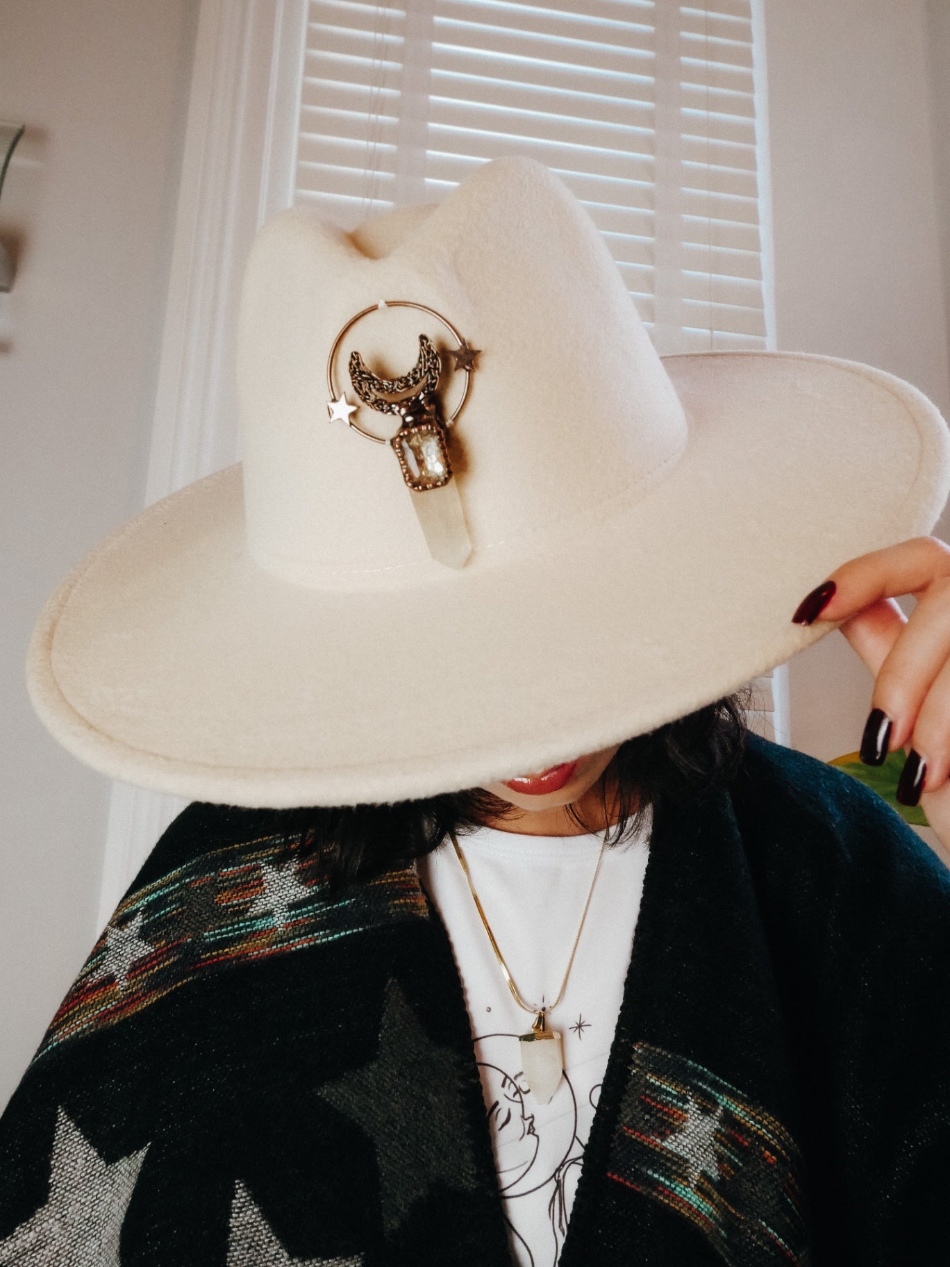 Lunar Vision Hat – Moonstone Cream Edition with White Quartz Amulet
