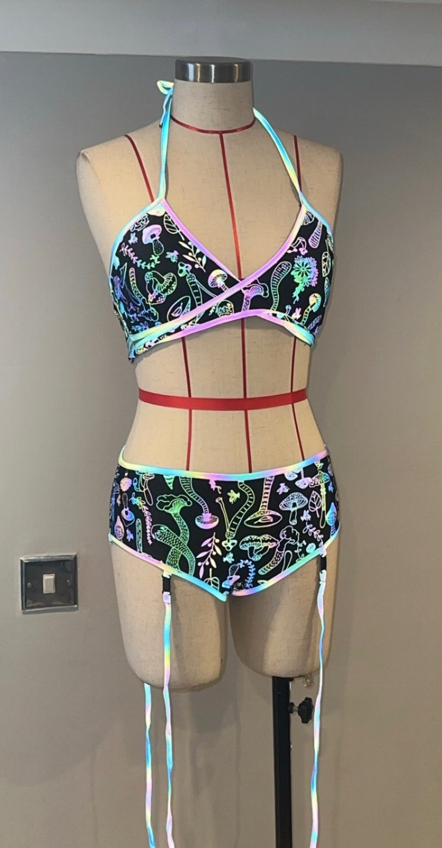 Mushroom tie set 