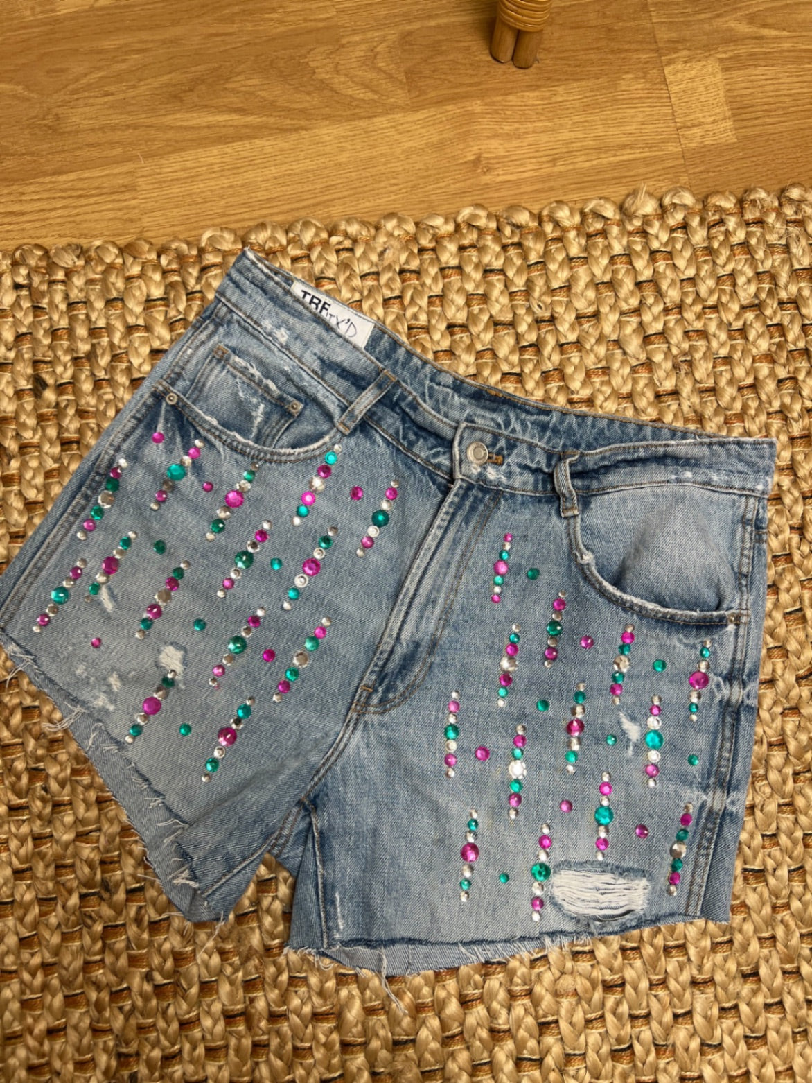 Gemmed denim shorts