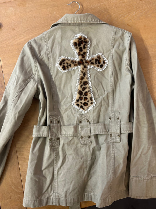 Upcycled Jacket Leopard Cross 