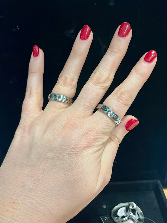 Moon & Star Spinner Ring Size 9
