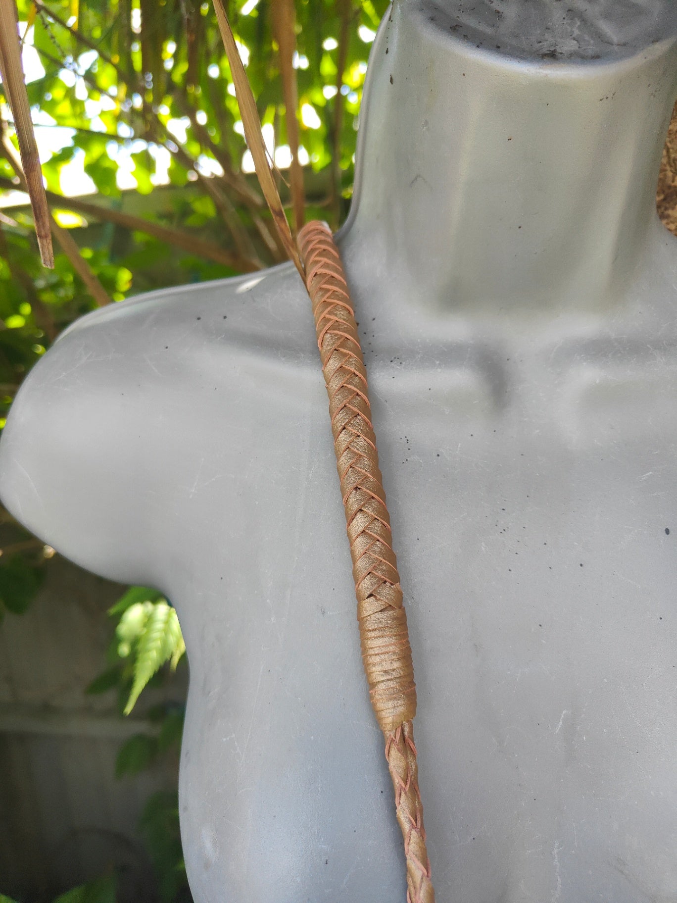 Chilean cross body bag - cream tassle