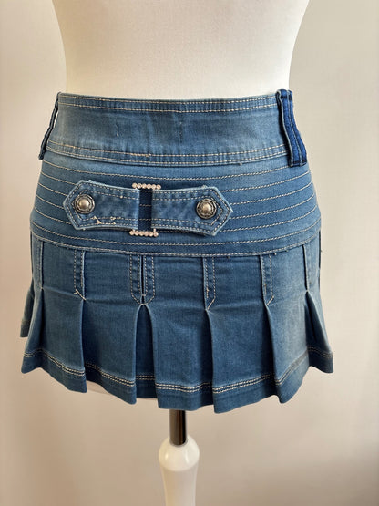 Pleated denim mini skirt 