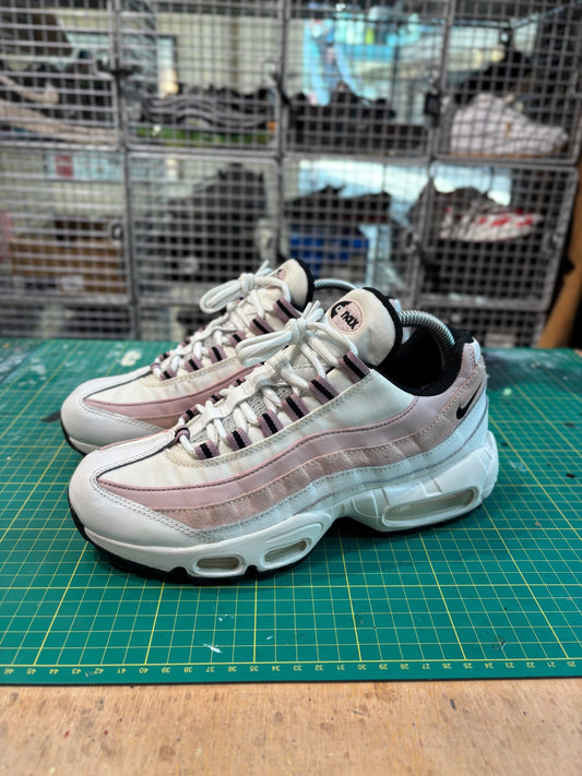 Nike 110 Air Max 95 White/Pink Used