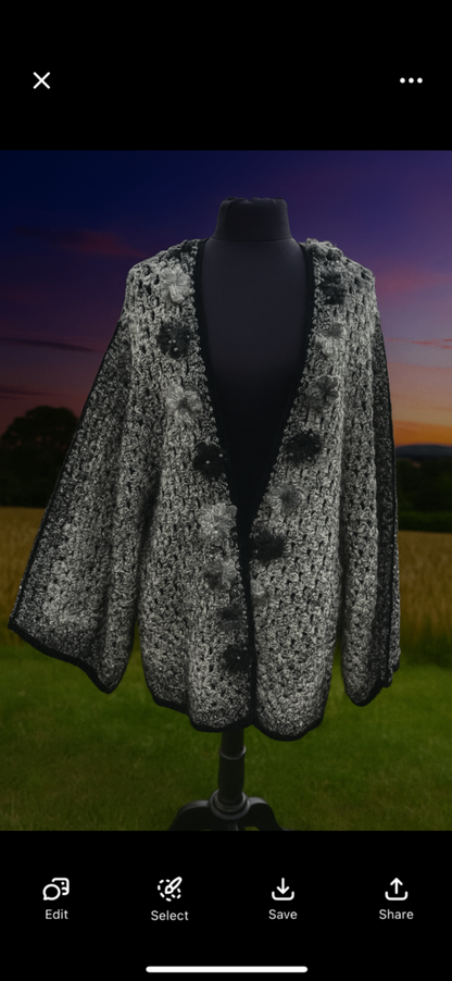 Black white flower jacket/kimono