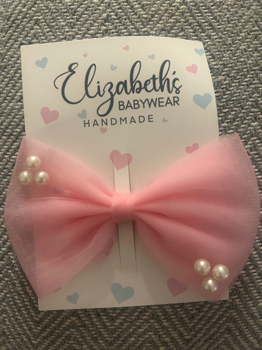 Pink Tulle Bow Hairclip With Pearls