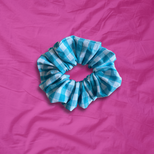 Medium Picnic Scrunchie