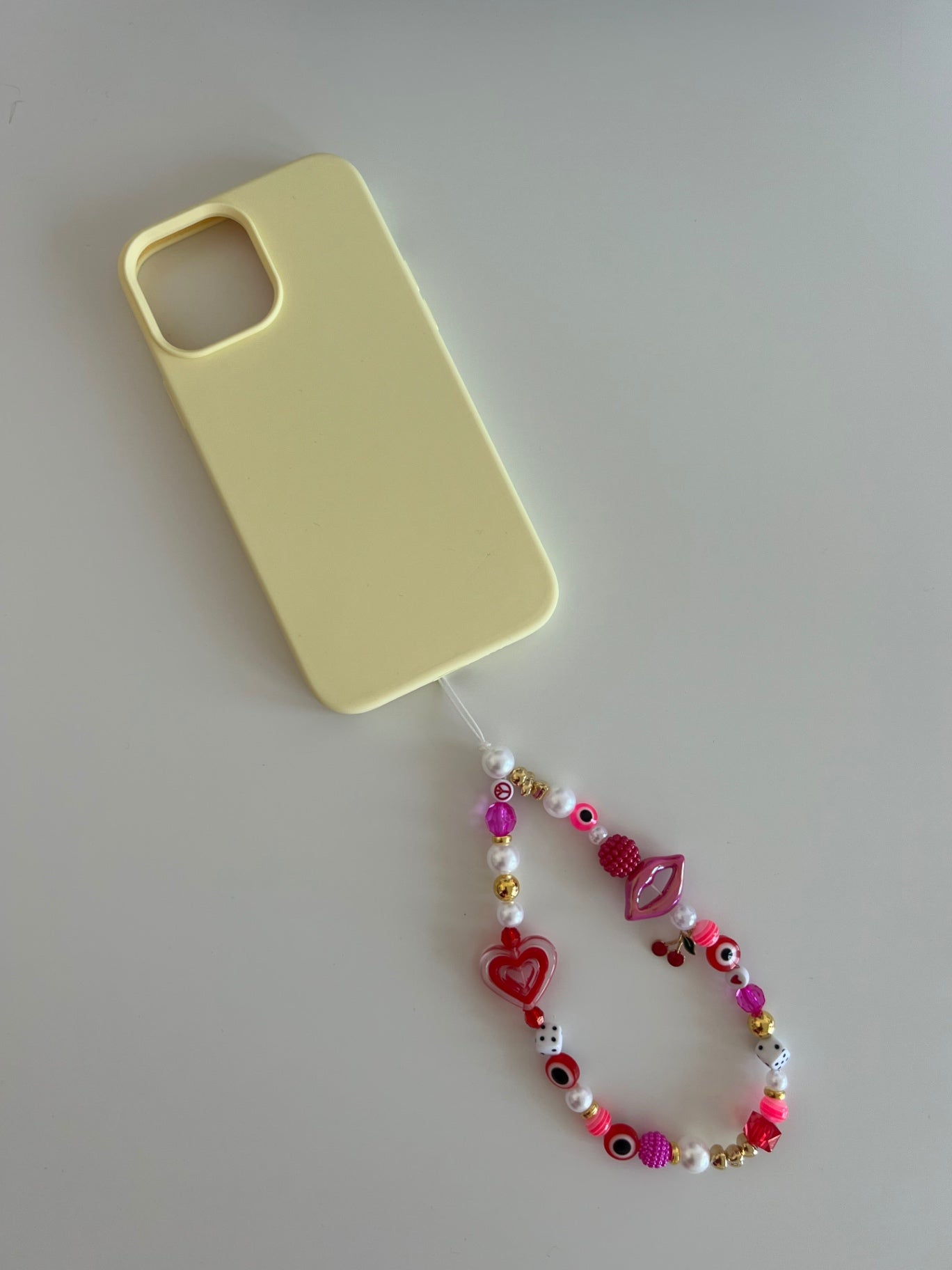 Confidence phone charm - pink/red (gold)