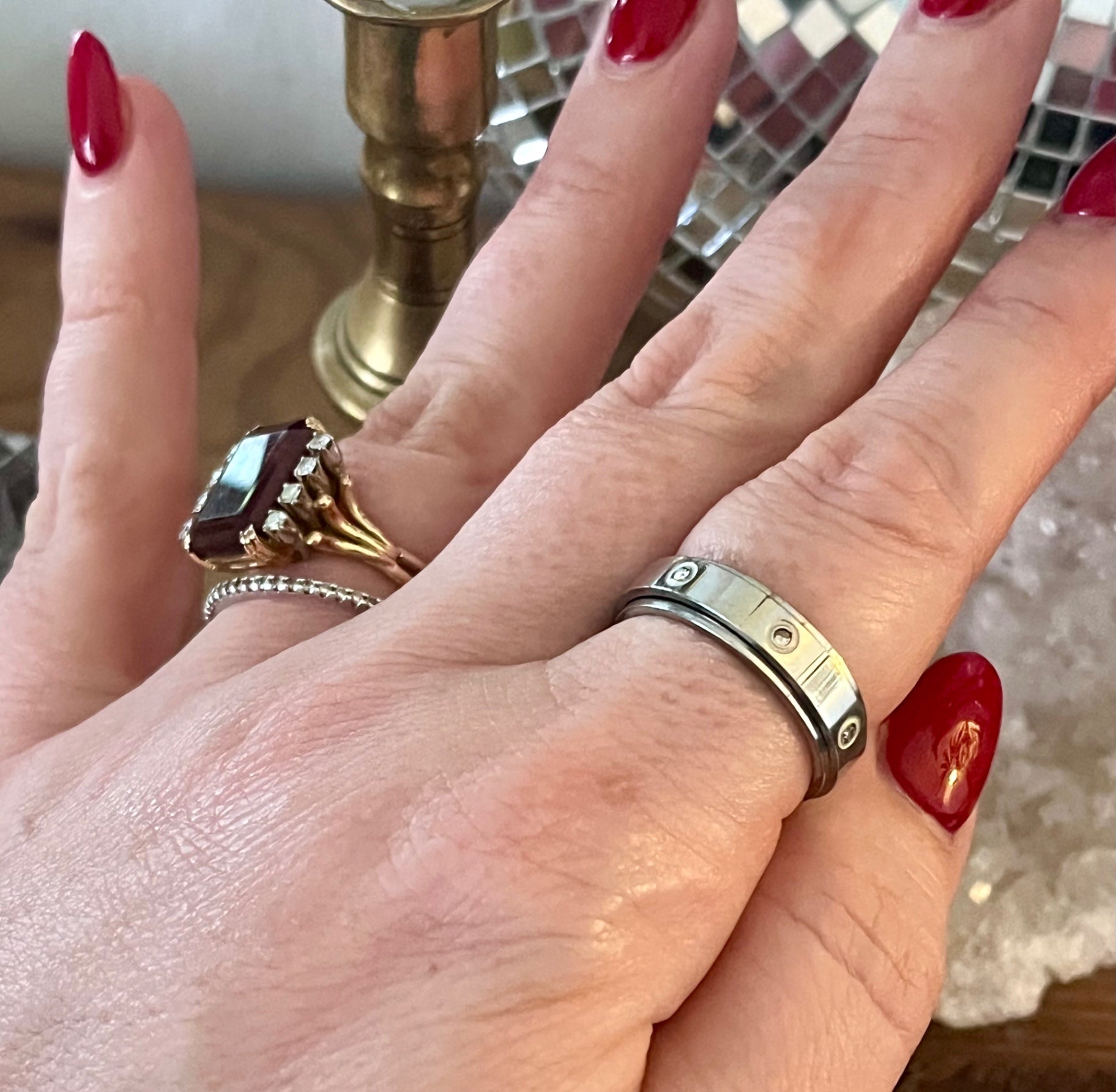 ✨ Silver Serenity Spinner Ring Size 7 ✨