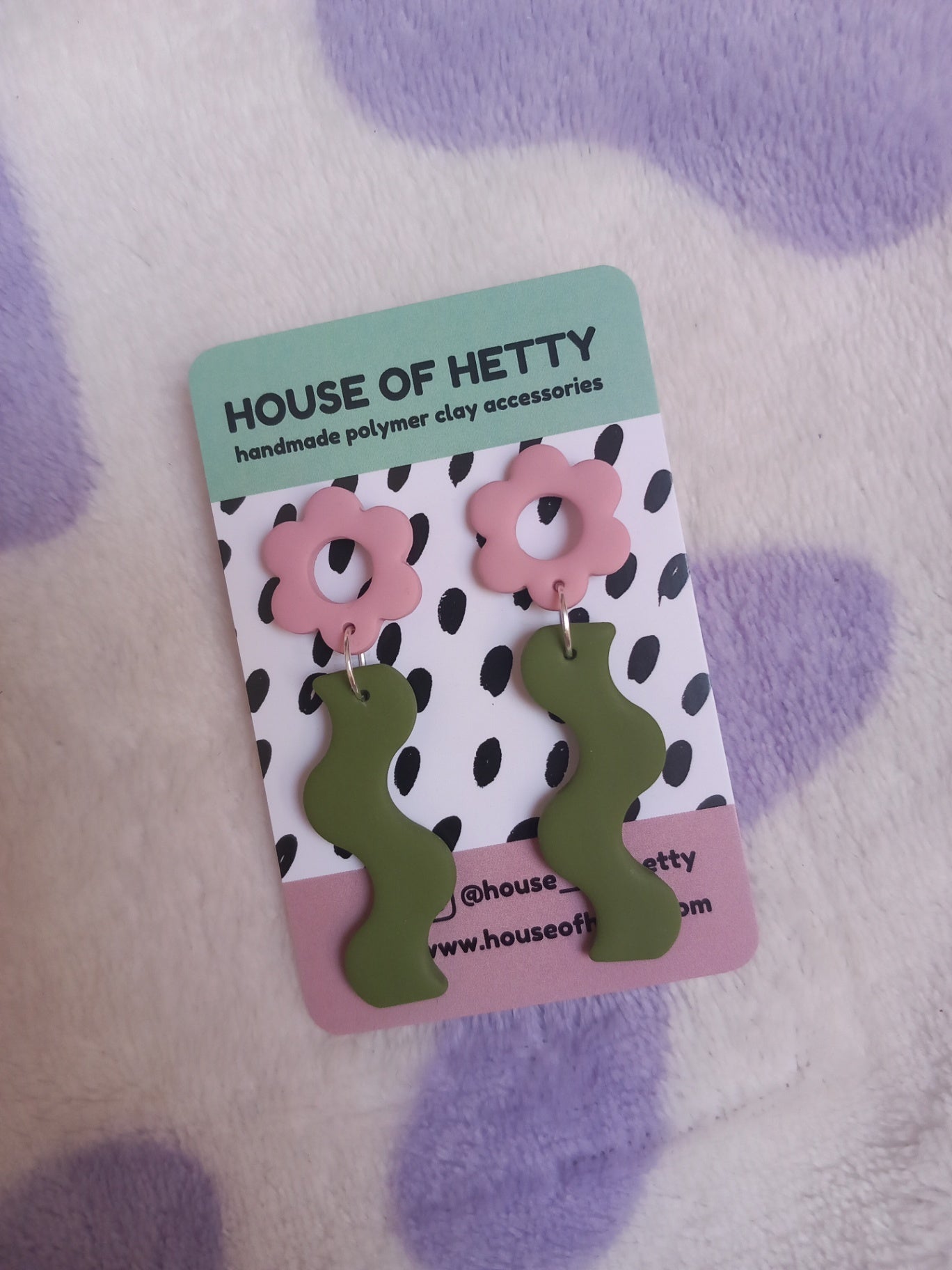 Olive and pink wiggle daisy earrings